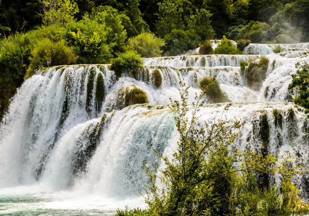 Die-schonsten-Wasserfalle-Kroatiens-(1).jpg